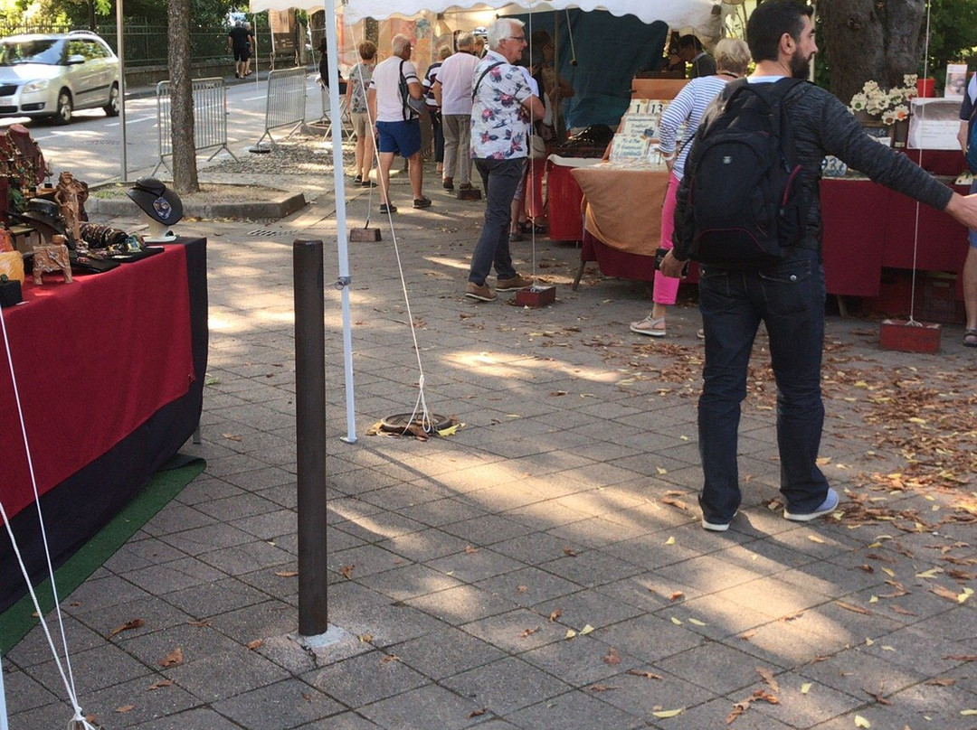 Marché de Marchés à Gréoux-les-Bains景点图片