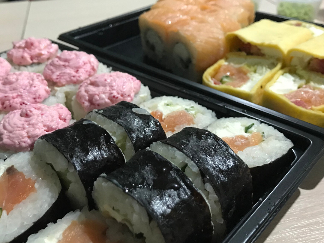 Moldovka餐馆和美食-Just Roll