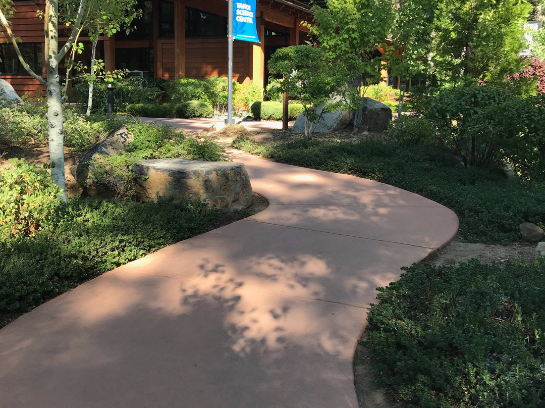 UC Davis Tahoe Environmental Research Center-因克莱恩村必去景点