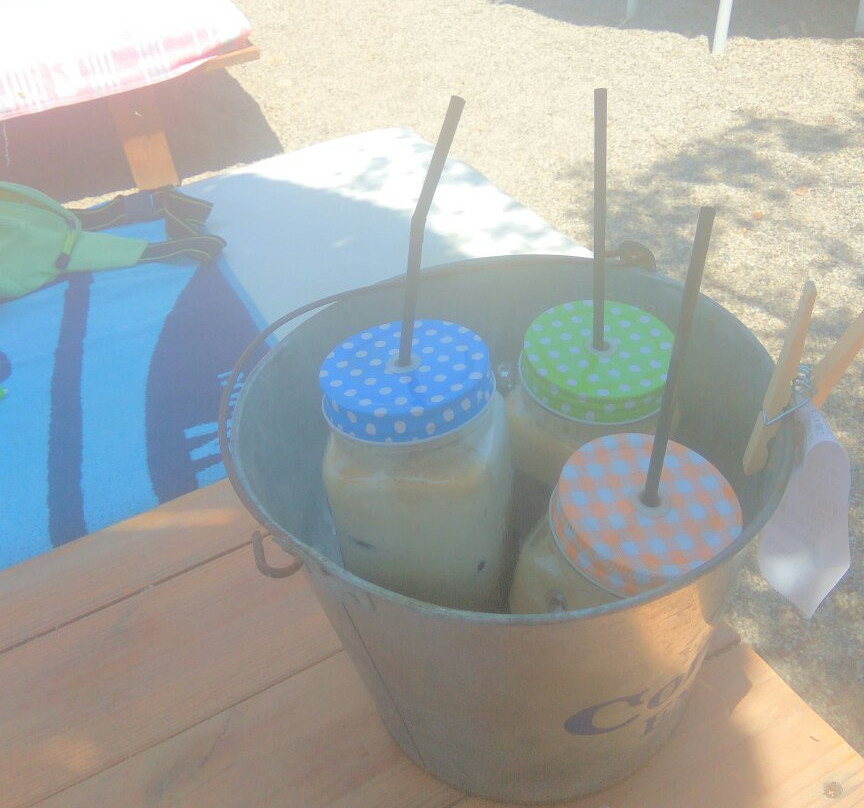 Azur Beach Bar-Lampiri必去景点