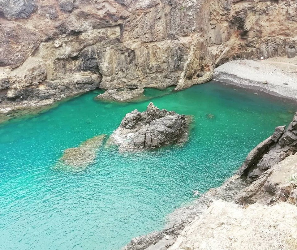 Zimbralinho Beach-Cabeco da Ponta必去景点