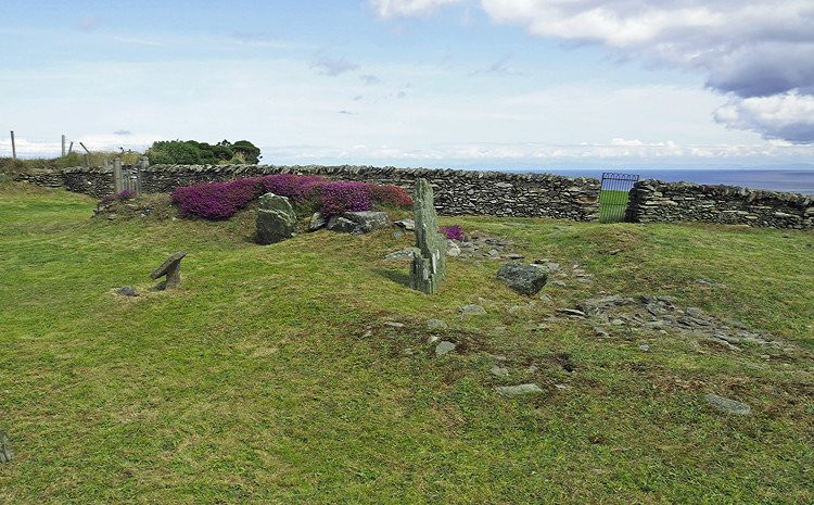 Ballafayle Cairn-Ramsey必去景点