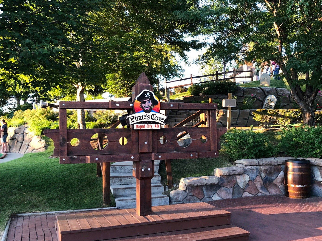 Pirate's Cove Adventure Golf景点图片