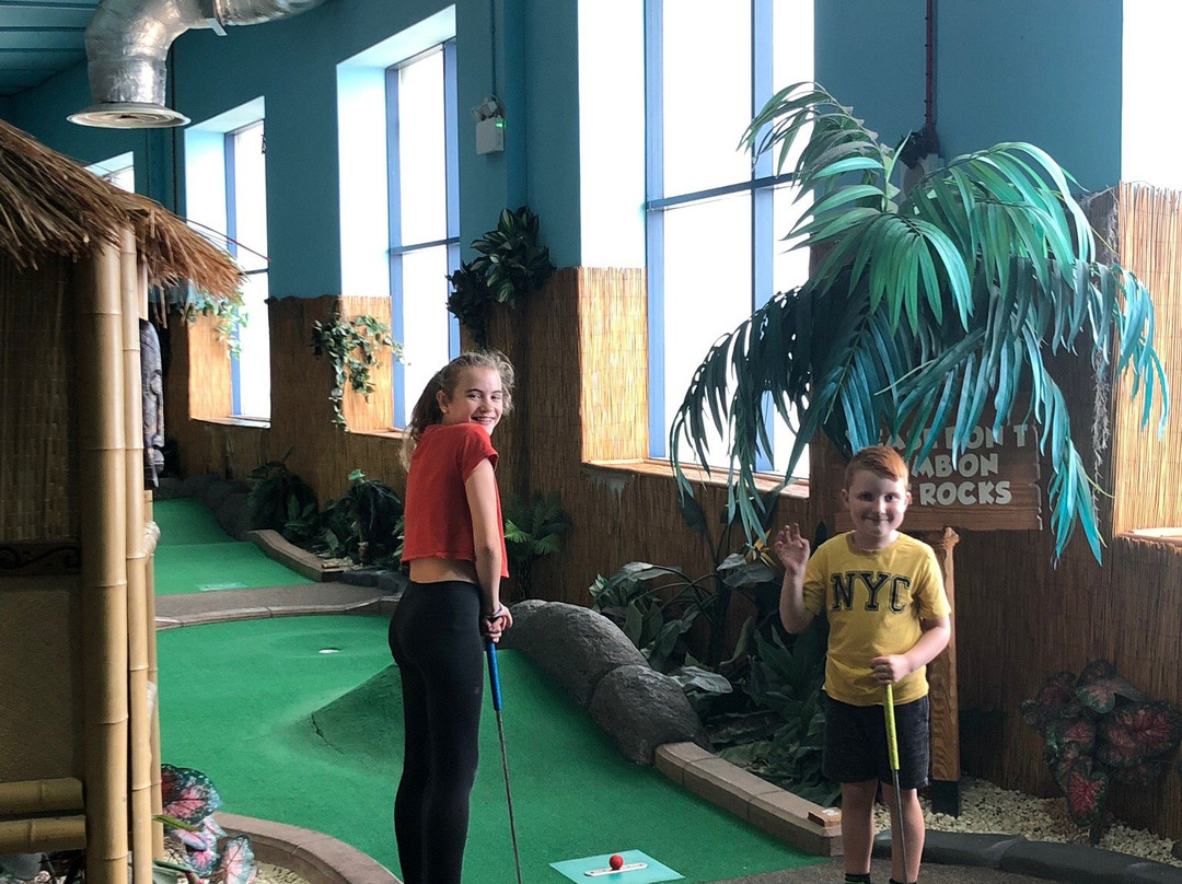 Adventure Island Mini Golf景点图片