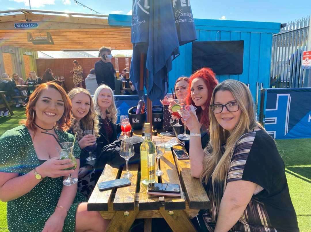 Lhanbryde旅游景点-Pinz Bowling