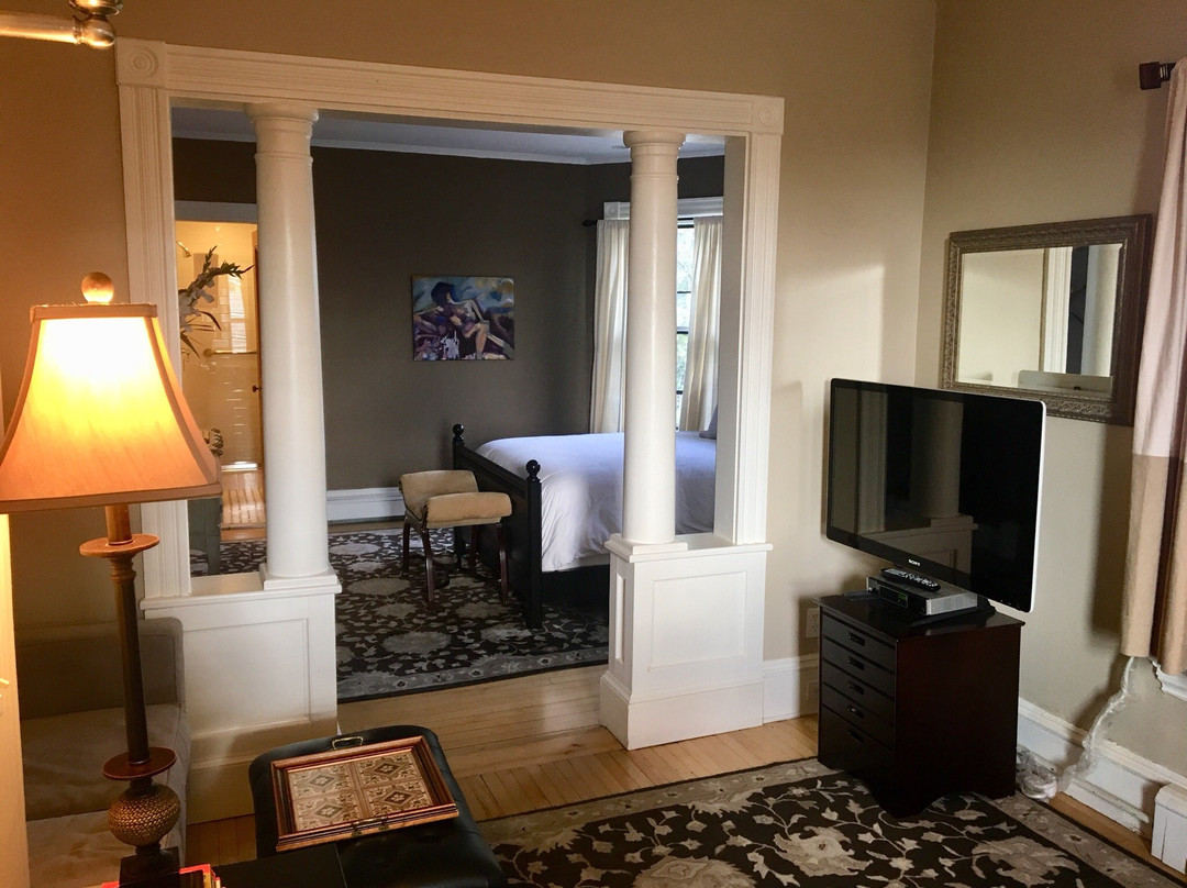 254 South Union Street Guest House主图