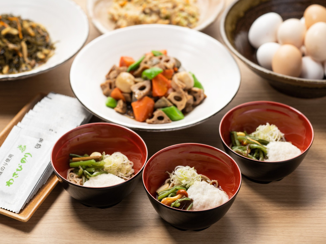 上田灿路都大饭店主图