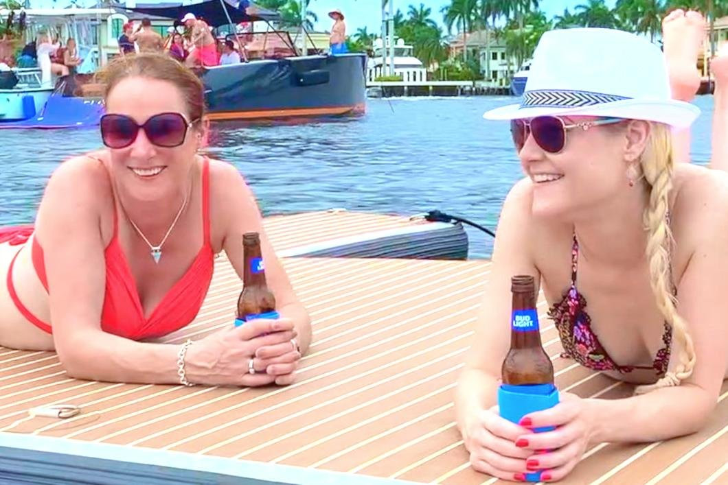 Lauderdale Adventures Boat Rentals-劳德代尔堡必去景点