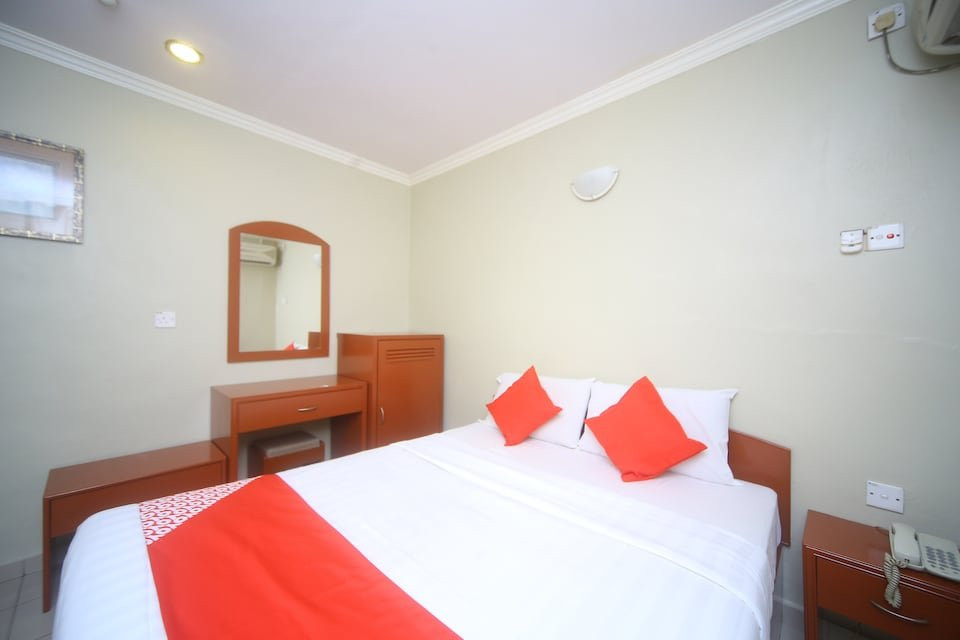 OYO 1027 Hotel London主图