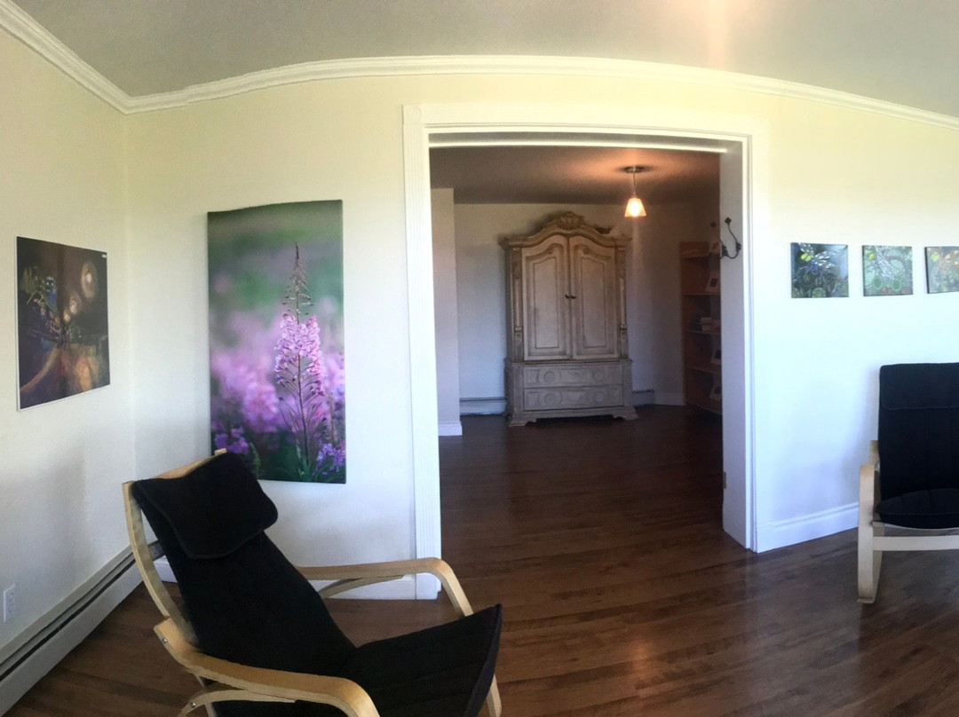 Mackenzie Rest Inn主图