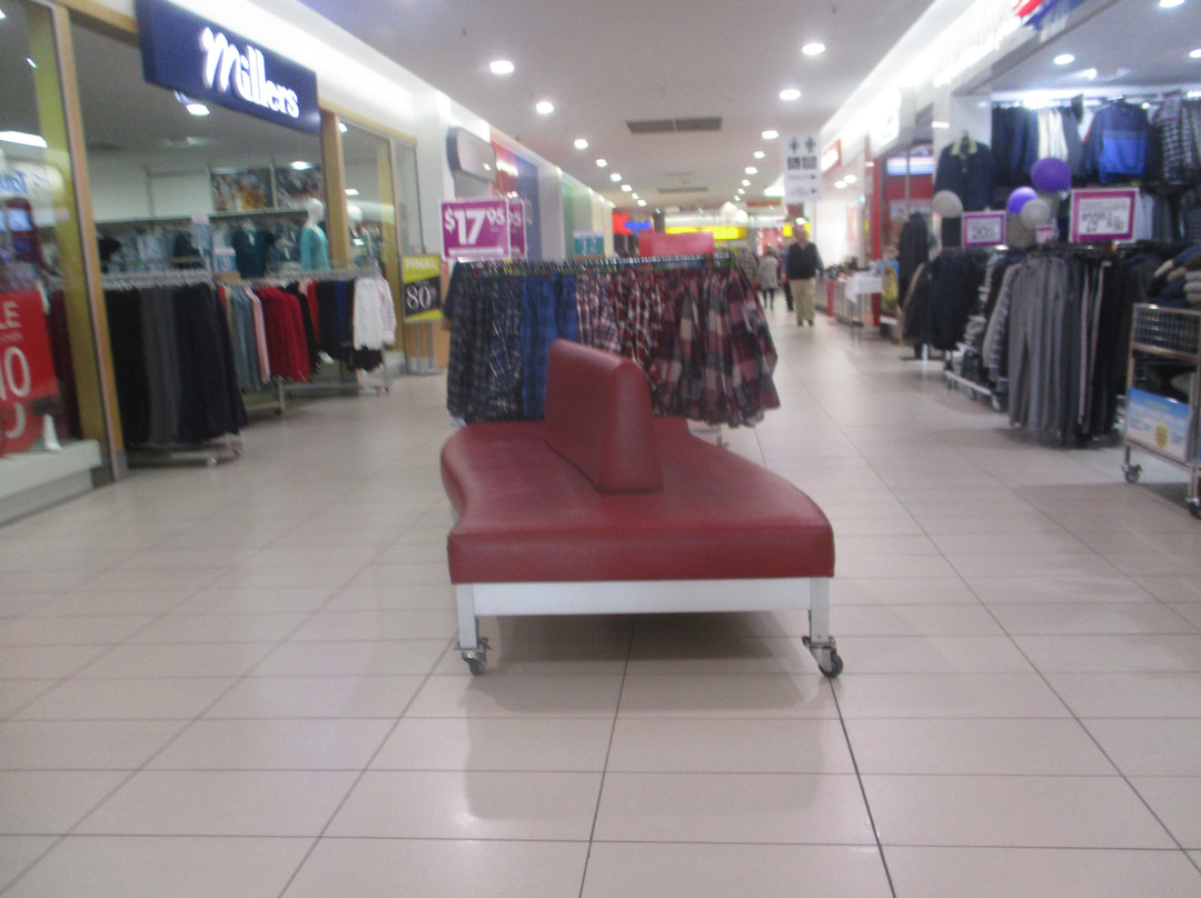 Horsham Plaza-霍舌姆必去景点