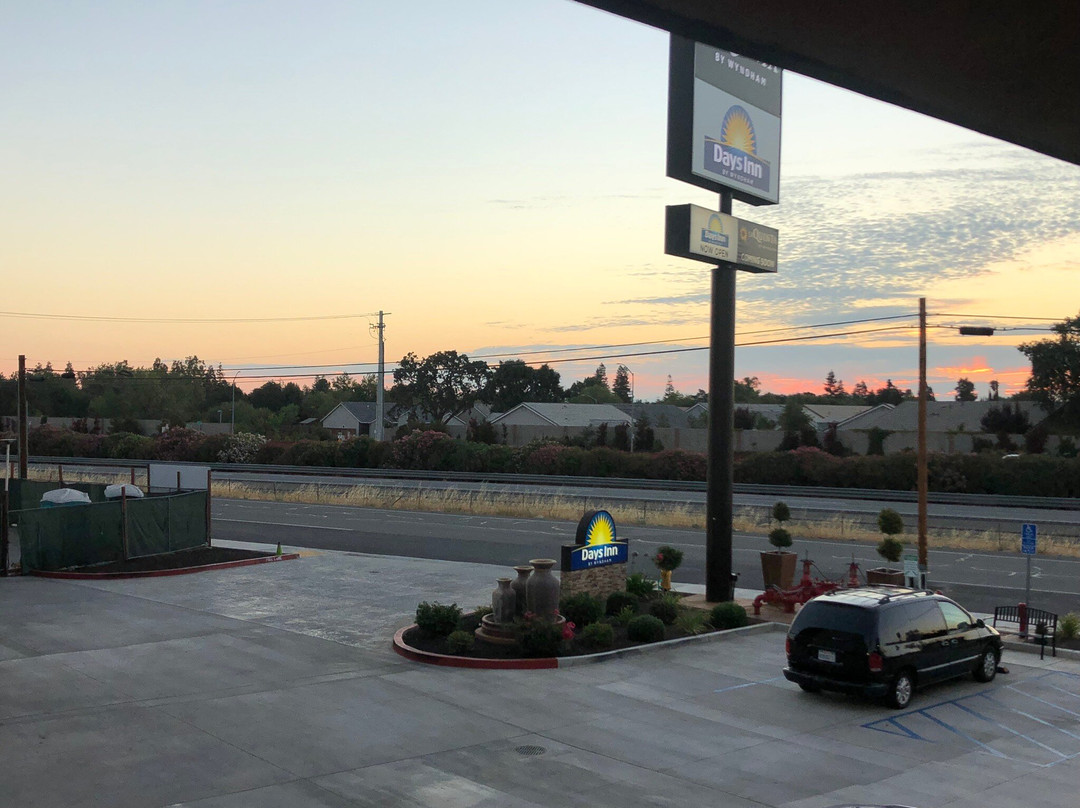 Walnut Grove酒店住宿-Days Inn By Wyndham Galt/ Elk Grove South