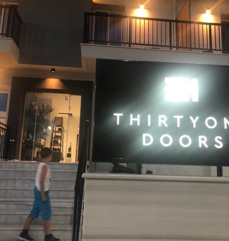 31 Doors Hotel主图