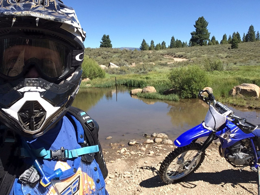 Moto Tahoe Dirt Bike Rental景点图片