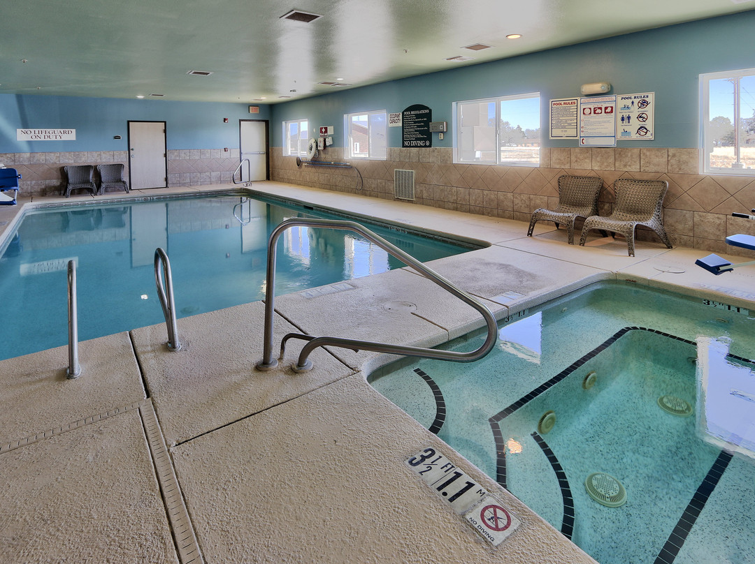 Holiday Inn Express & Suites Portales by IHG主图