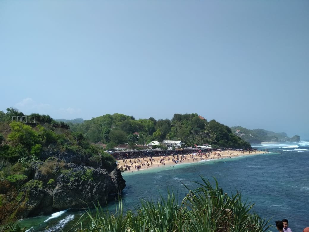 Slili Beach景点图片