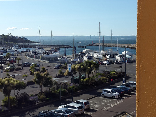 Marine Court Hotel主图