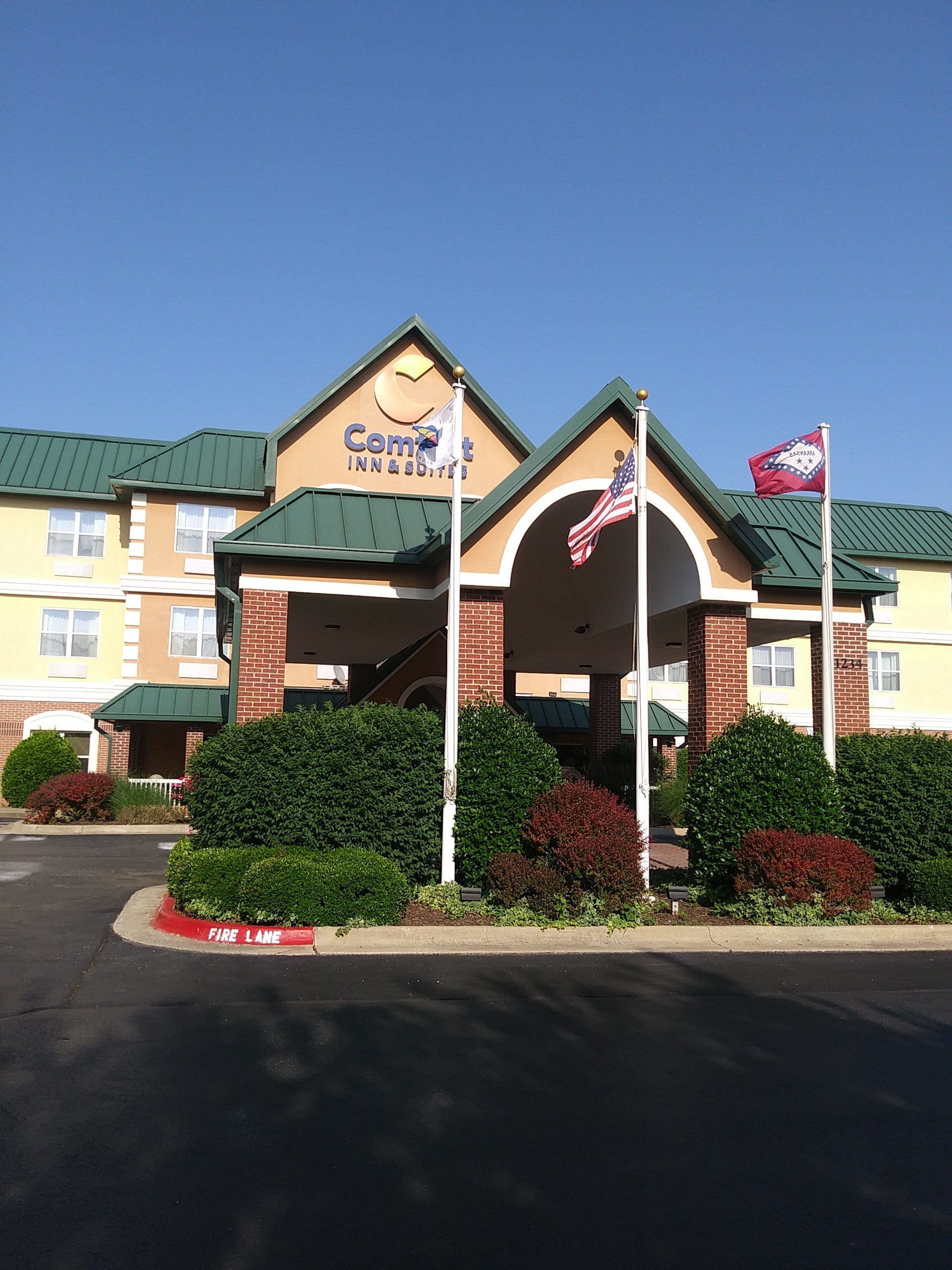 Comfort Inn & Suites Fayetteville-University Area-浴室