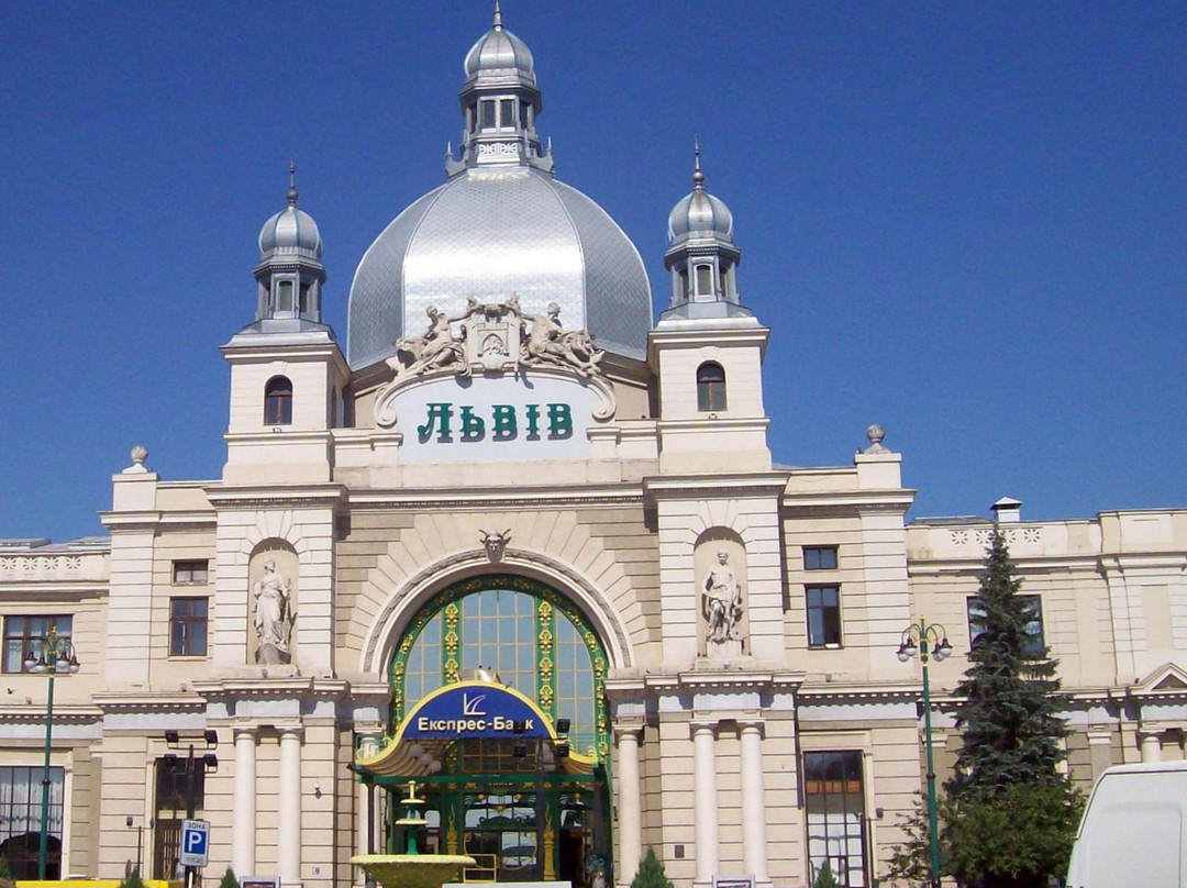 Lviv Railway station-利沃夫必去景点
