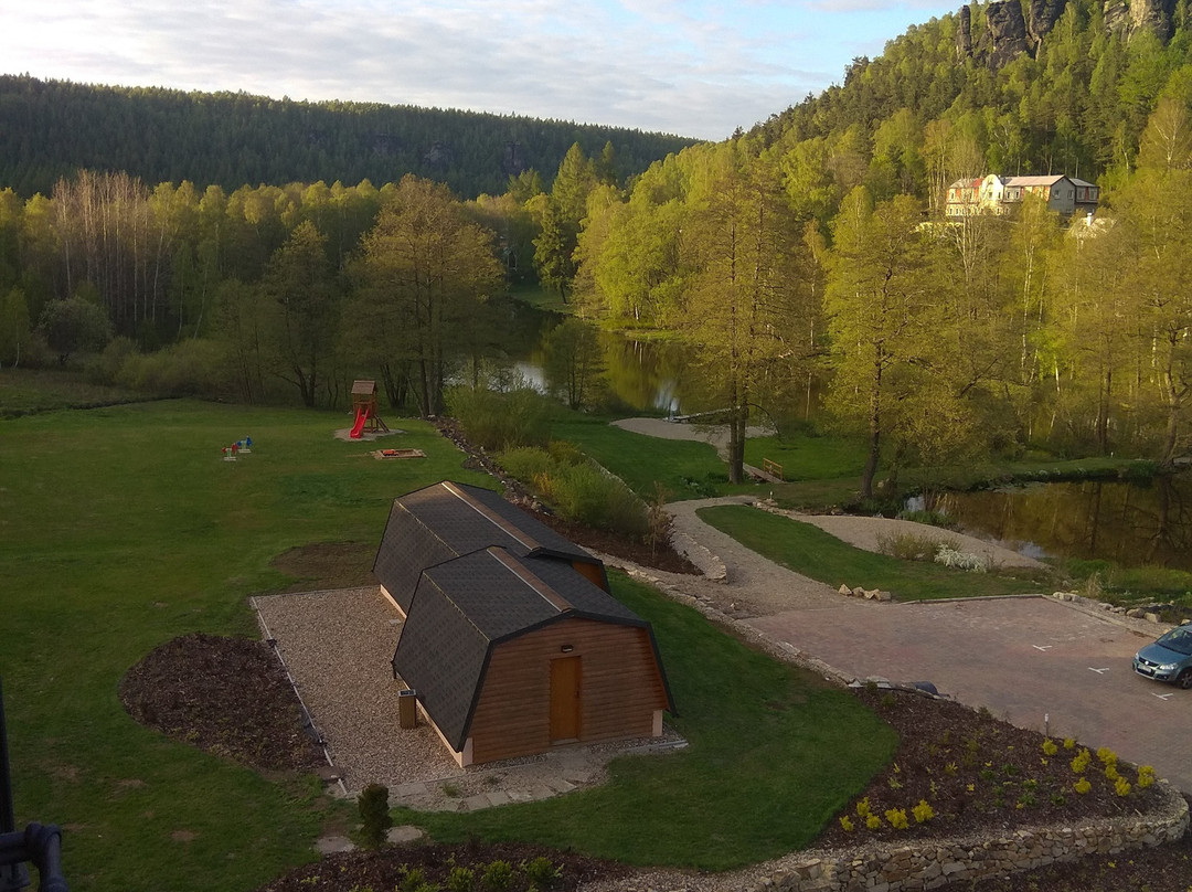 奥斯特鲁夫皮特劳恩酒店主图