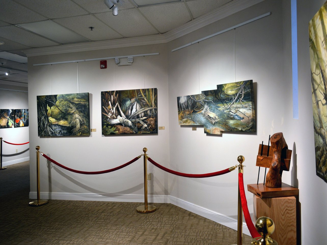 Peter Powell Roberts Museum of Art & Cultural Center-Avon Park必去景点