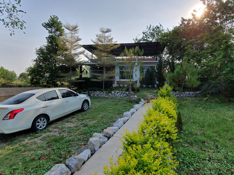 瞌睡泻湖度假酒店主图