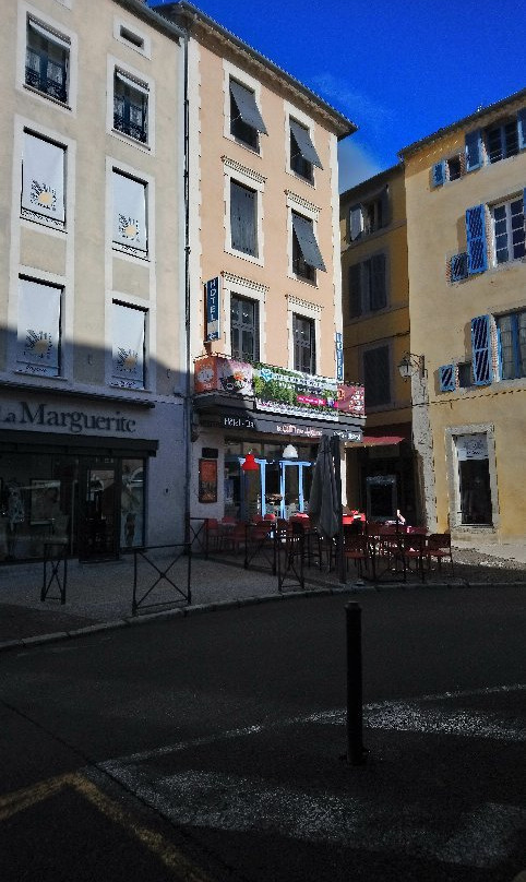 Le Coin des Halles Hotel主图
