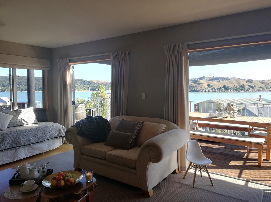 Journey's End Raglan主图