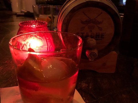 Stache Drinking Den + Coffee Bar-劳德代尔堡必去景点