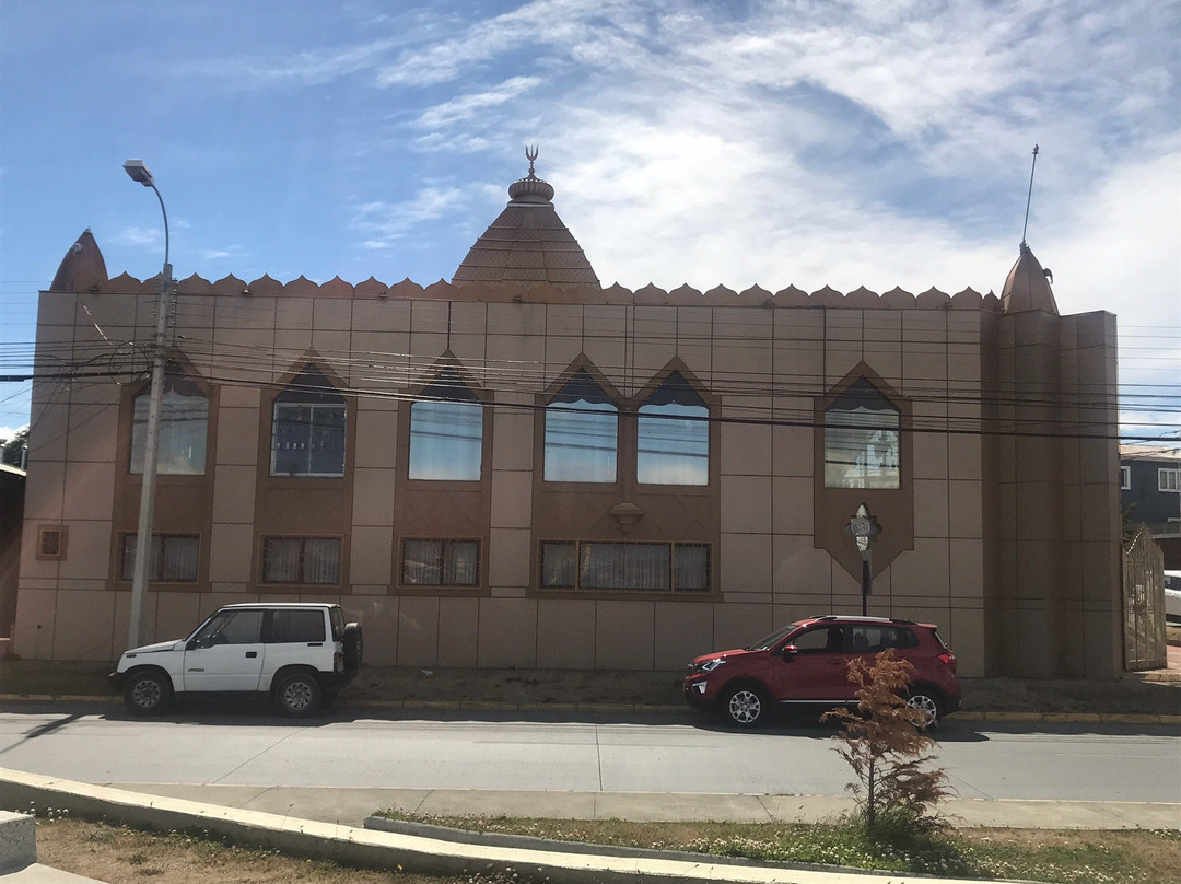 Hindu Temple-蓬塔阿雷纳斯必去景点