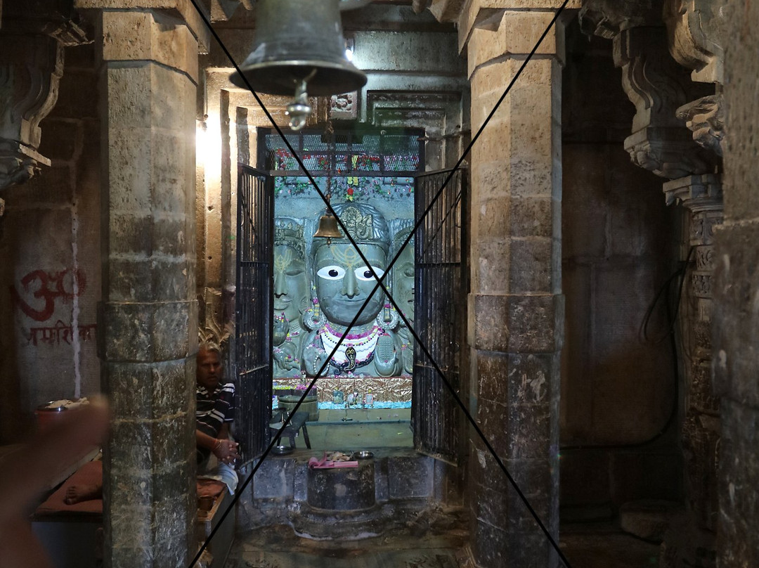 Samadhisvara Temple景点图片