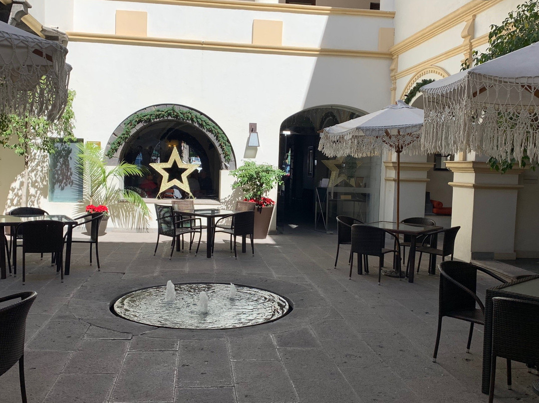 Hotel Mansion el Conde Boutique & Spa主图