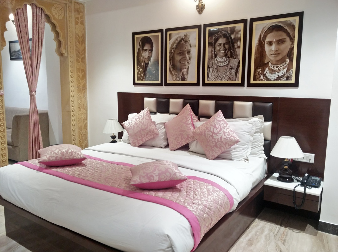 Hotel Radhika主图