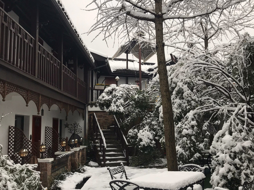 玉榕西湖别院度假酒店主图