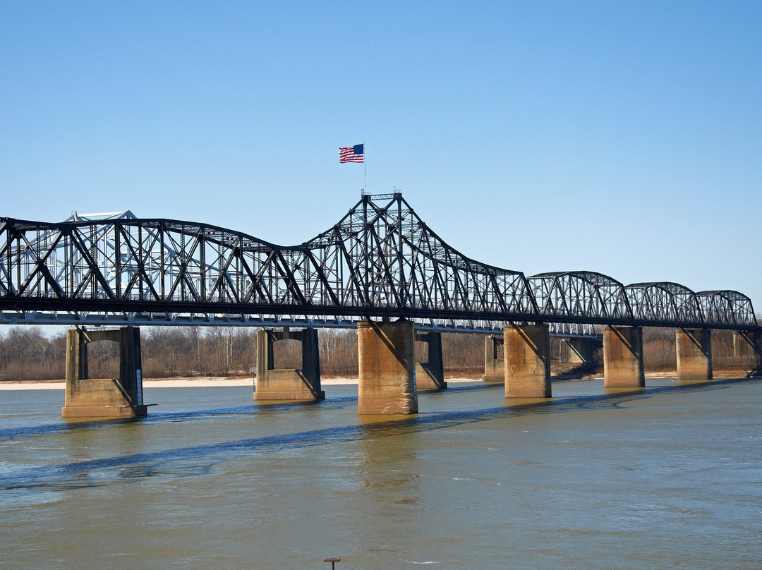 Vicksburg Bridge景点图片