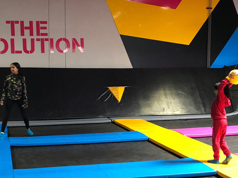 BOUNCE Inc Waterfall-中兰德必去景点