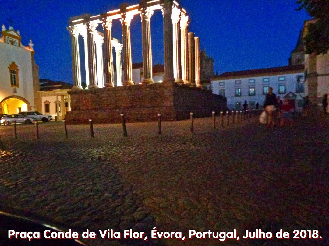 Conde de Vila Flor Square (Évora)景点图片