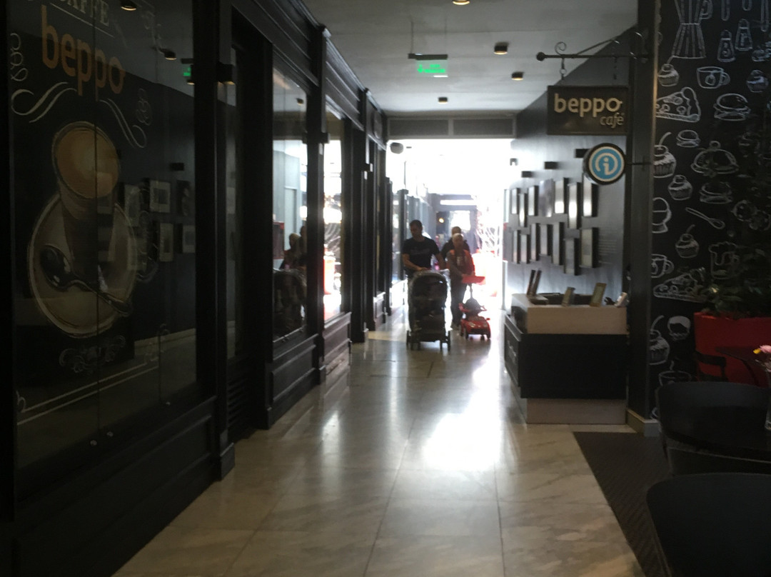 Galeria Lastarria-圣地亚哥必去景点