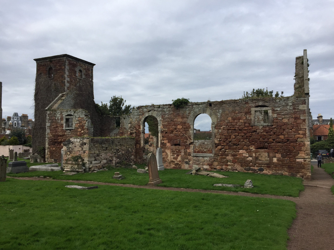 North Berwick, Kirk Ports, Old Parish Church and Churchyard景点图片