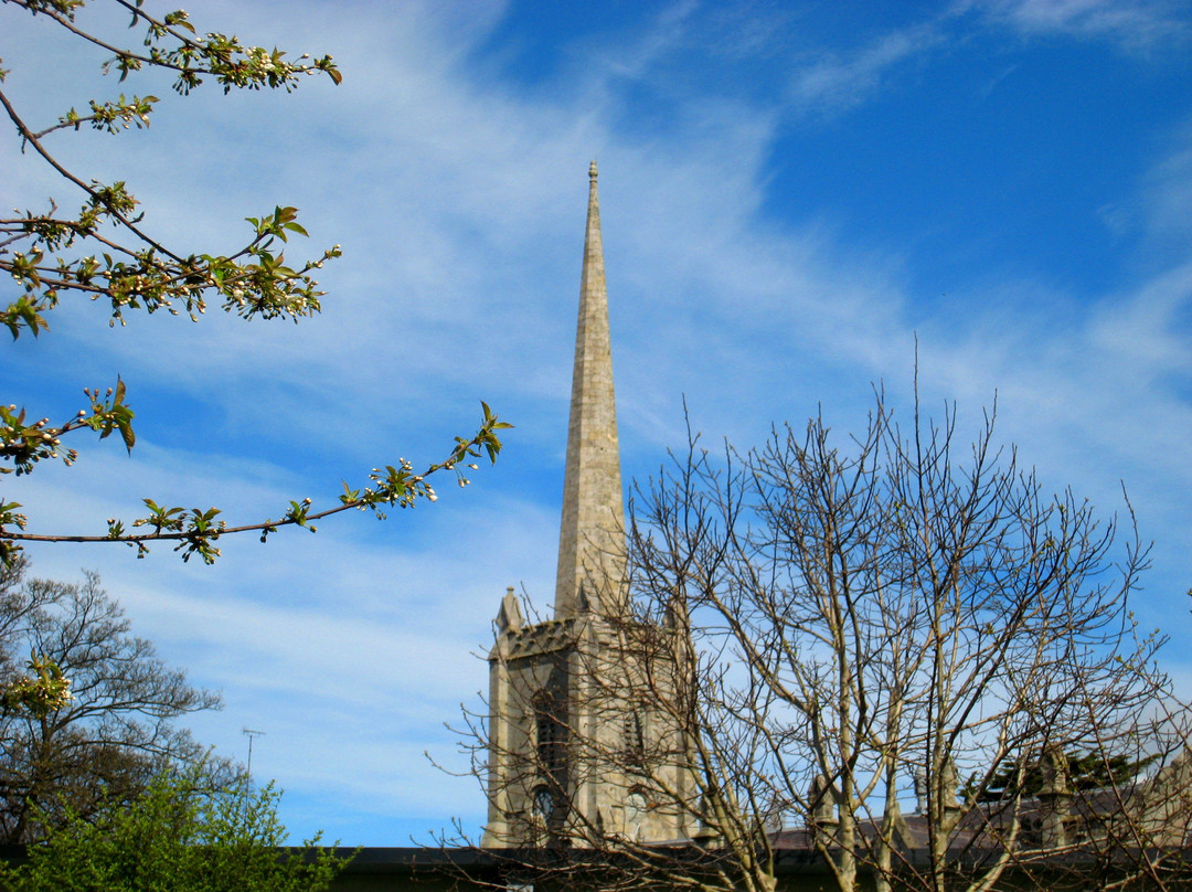 St Philip and St James' Church景点图片