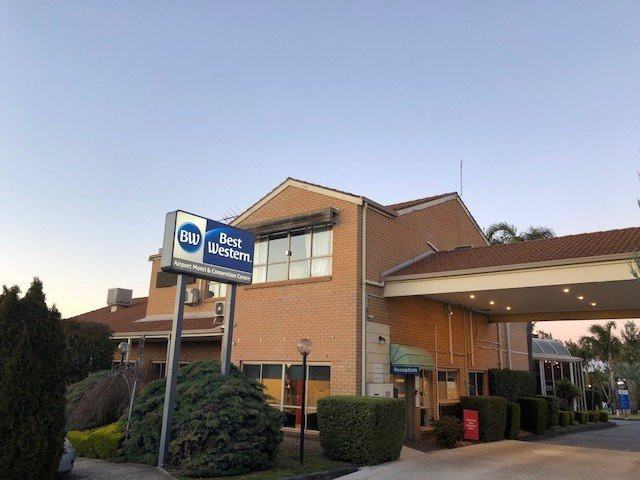 最佳西方机场汽车旅馆主图