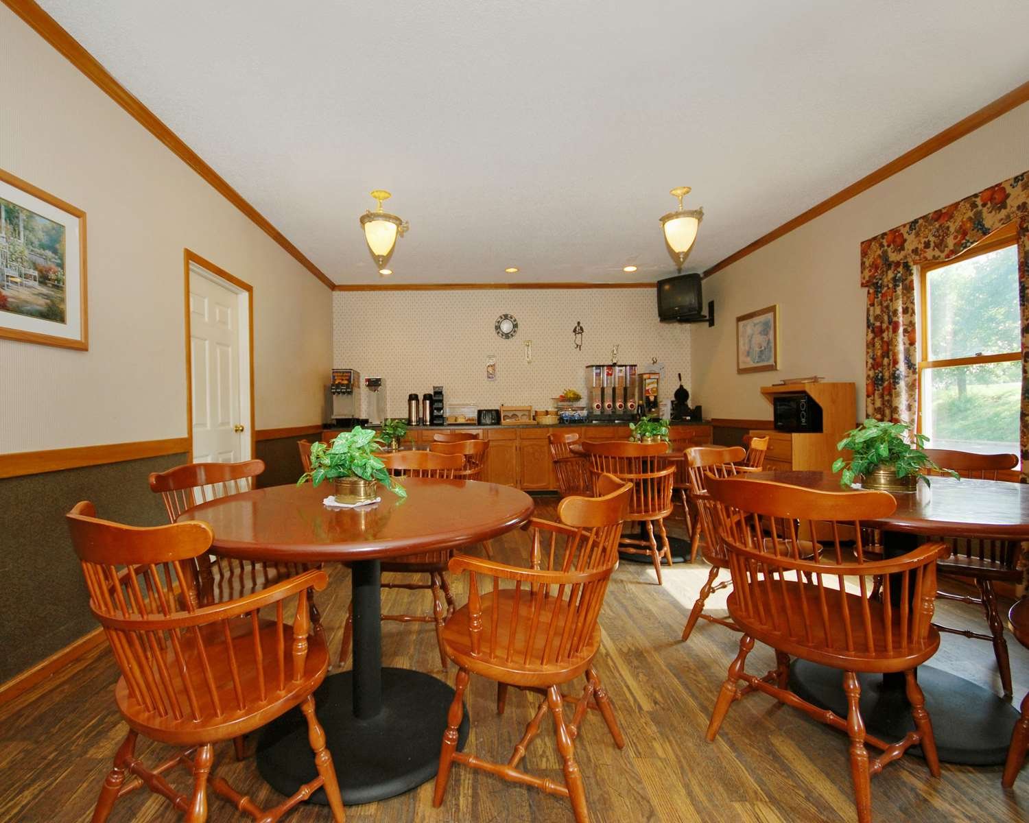 Quality Inn & Suites-官方