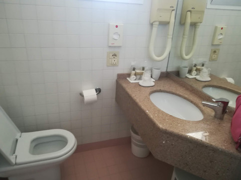 Hotel Cambridge主图