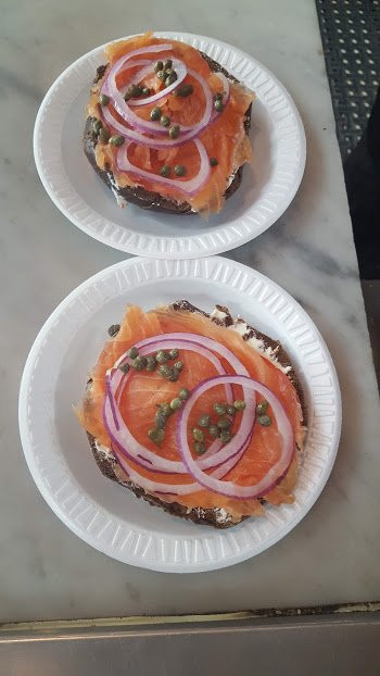 Ronnie's Hot Bagels Express