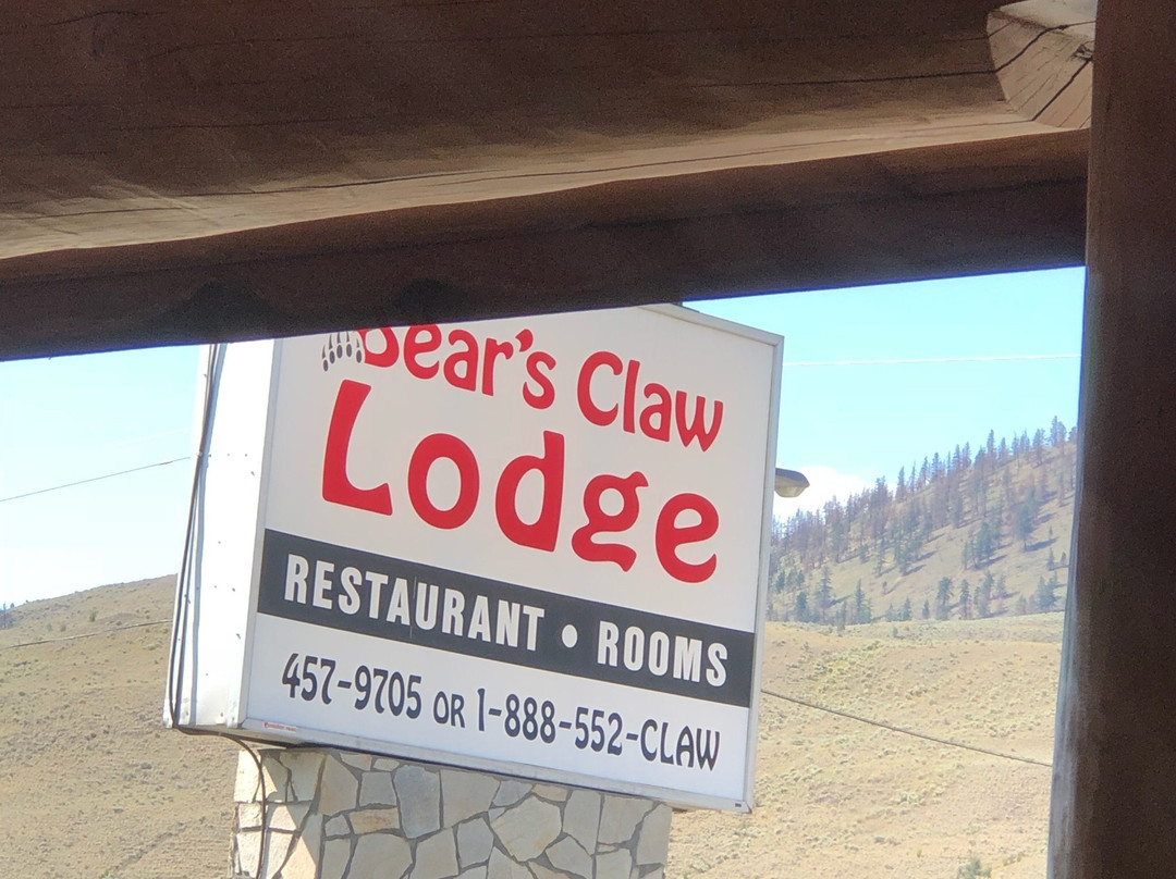 Bear's Claw Lodge主图