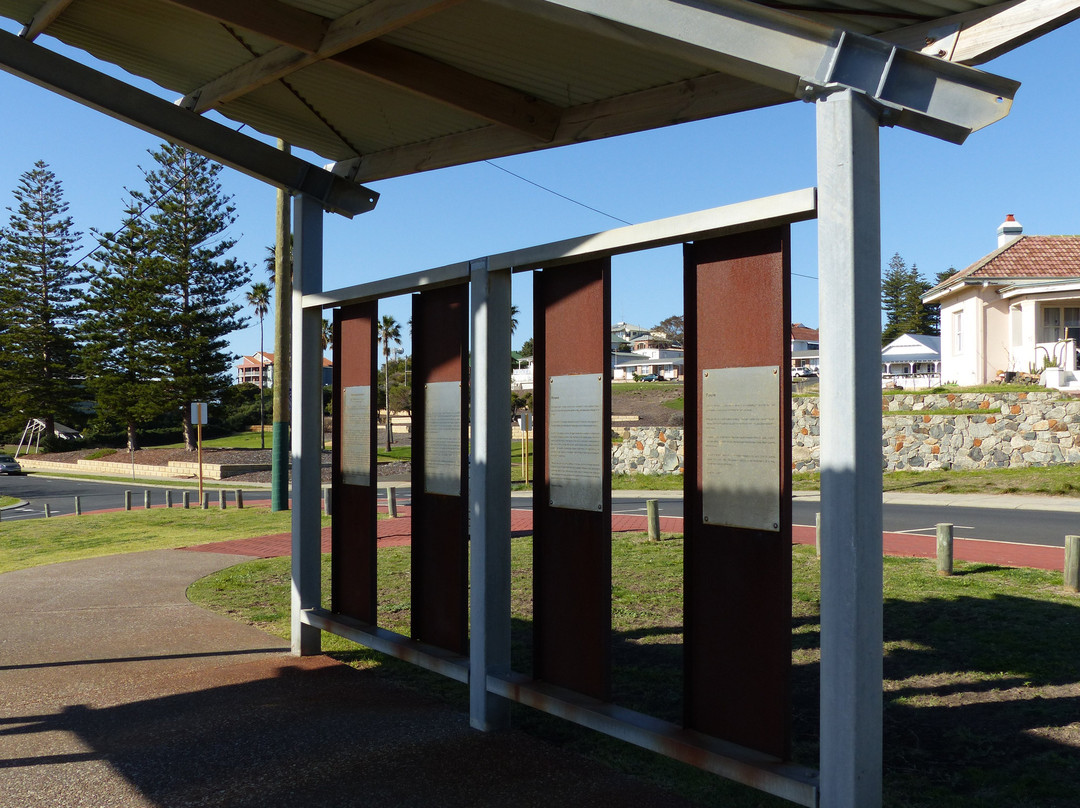 Wardandi Memorial Park-班伯利必去景点