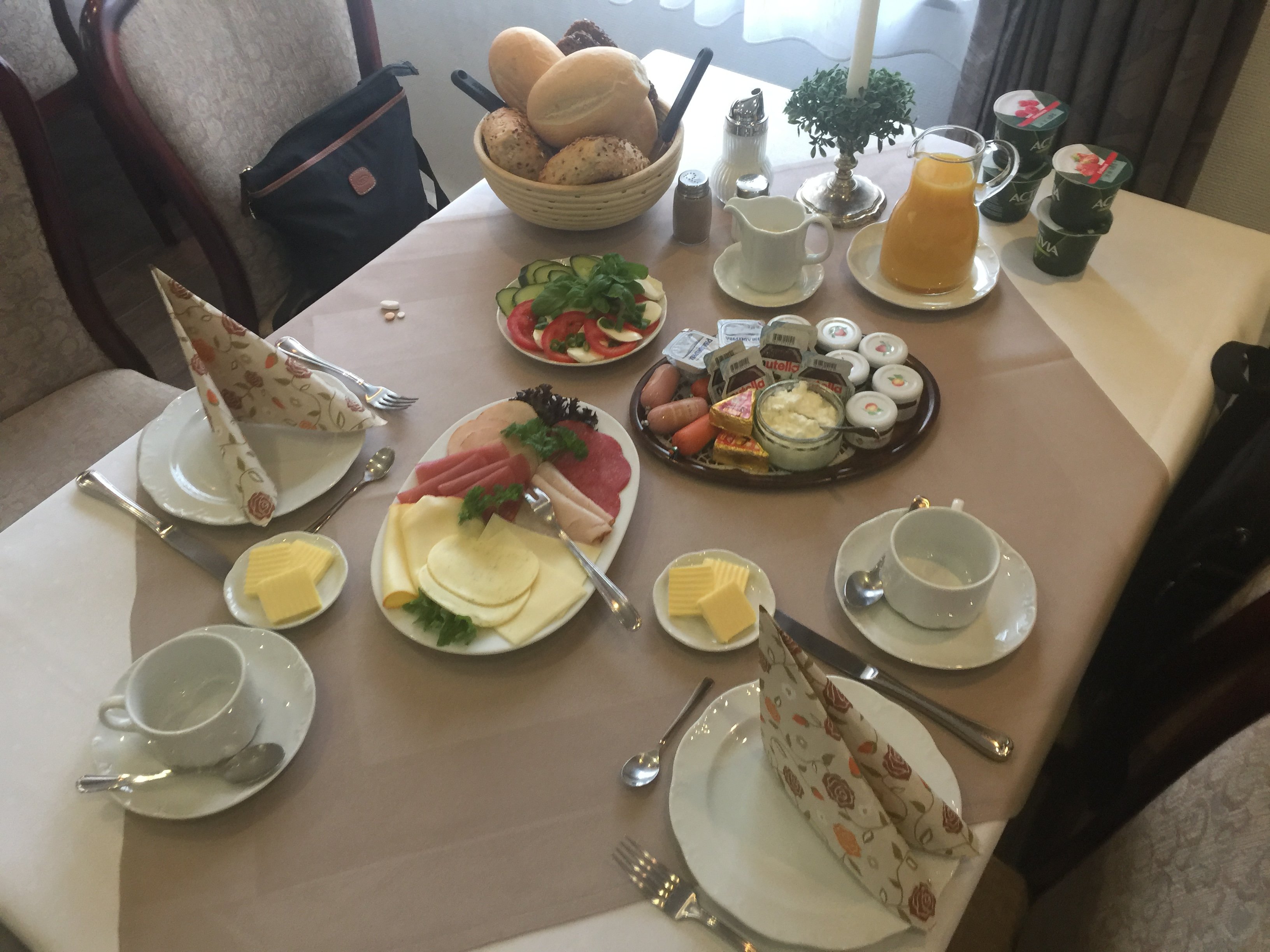 Henke-餐饮