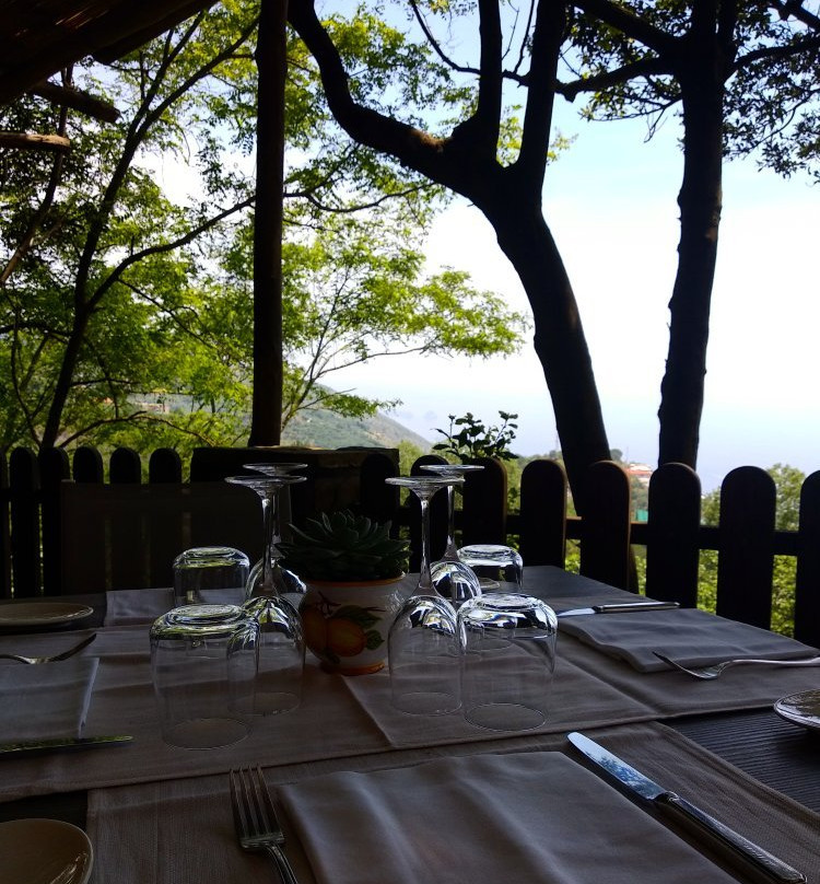 Termini餐馆和美食-Ristorante Salvatore & Mafalda