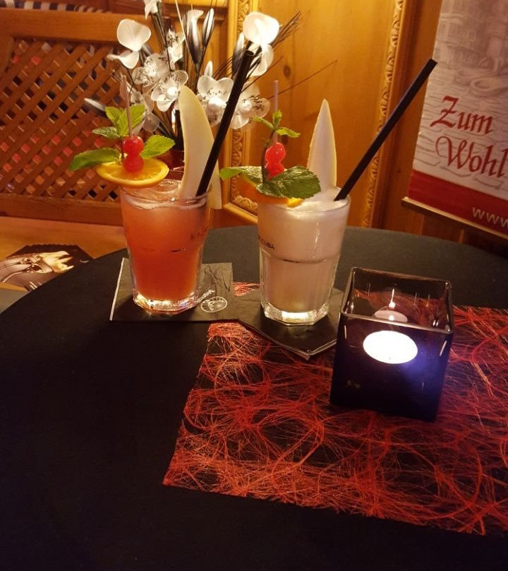 Johnys! Bar-Hof必去景点