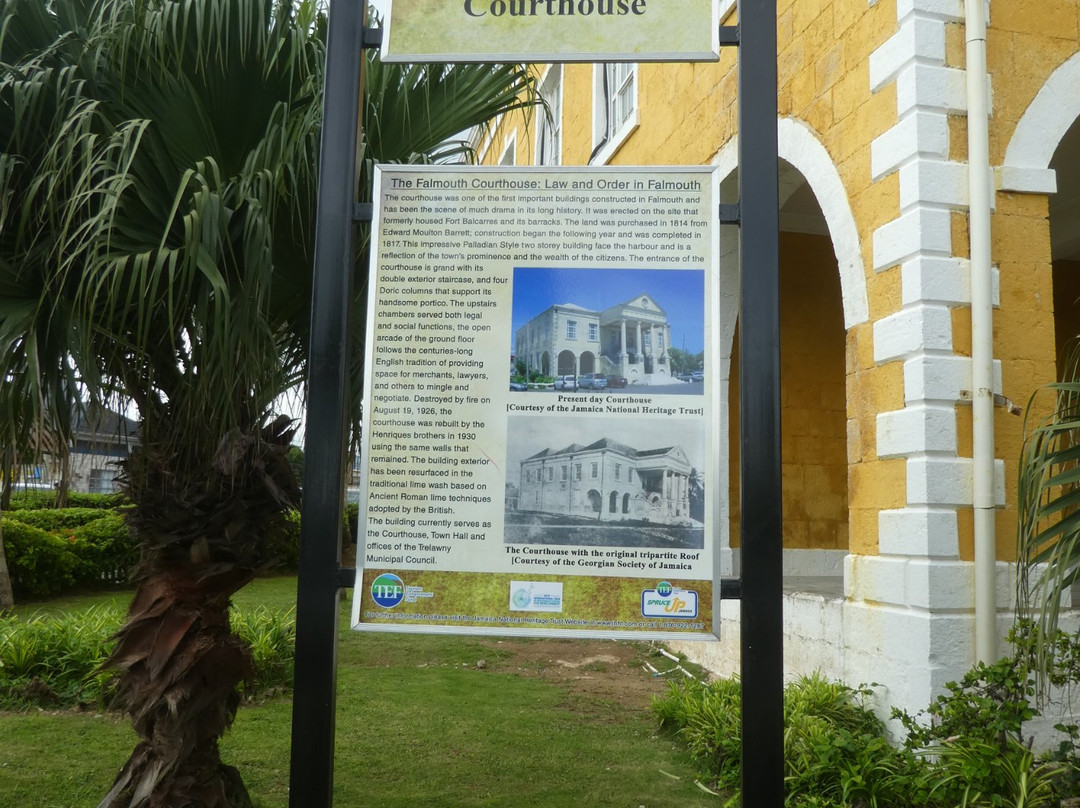 Falmouth Court House-法尔茅斯必去景点
